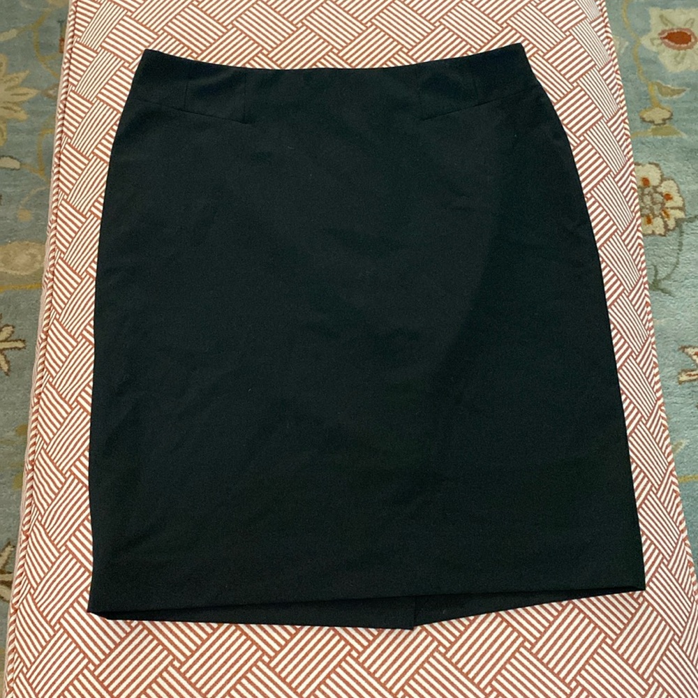 The Limited Collection black suit skirt size 10